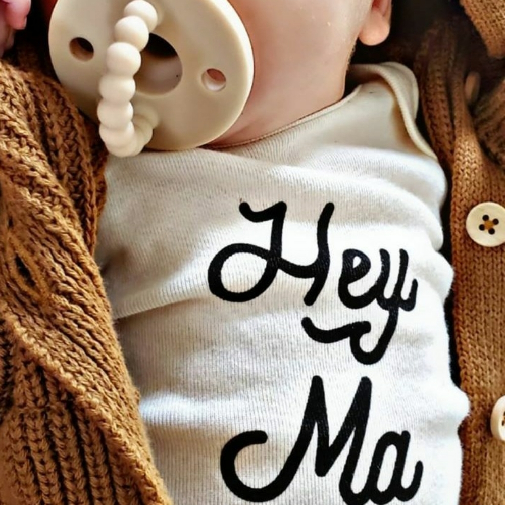 0-3 Raising tito Hey Ma Hey organic onsie